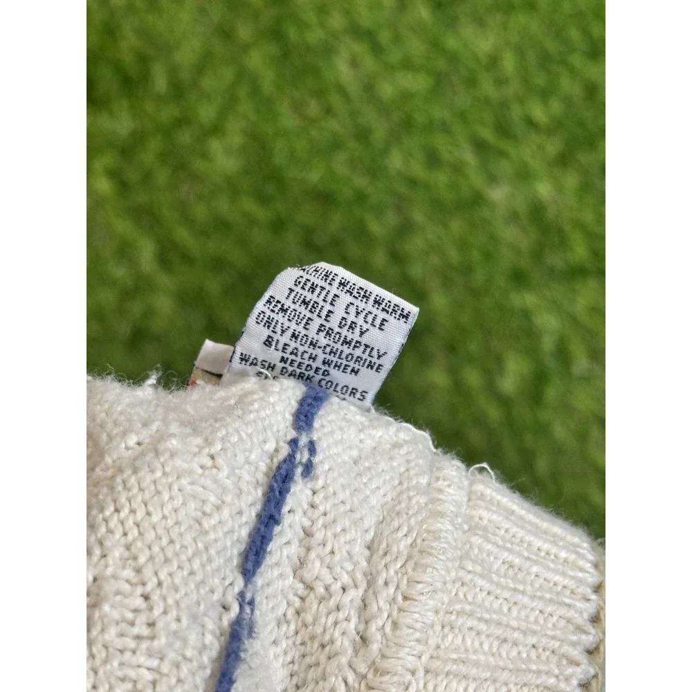 Vintage Care Isle Knitters Sweater Men Small White Geometric Grandpa‎ Knit 80s